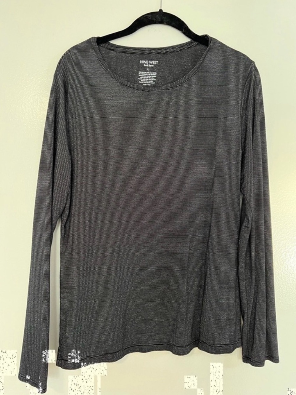 Nine West Women’s Long Sleeve Black Striped Top Size Large